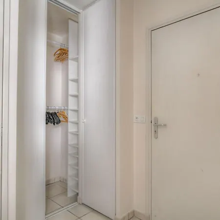 Le Calme Et Cosy Avec Parking Gratuit Appartement Lyon Buitenkant foto